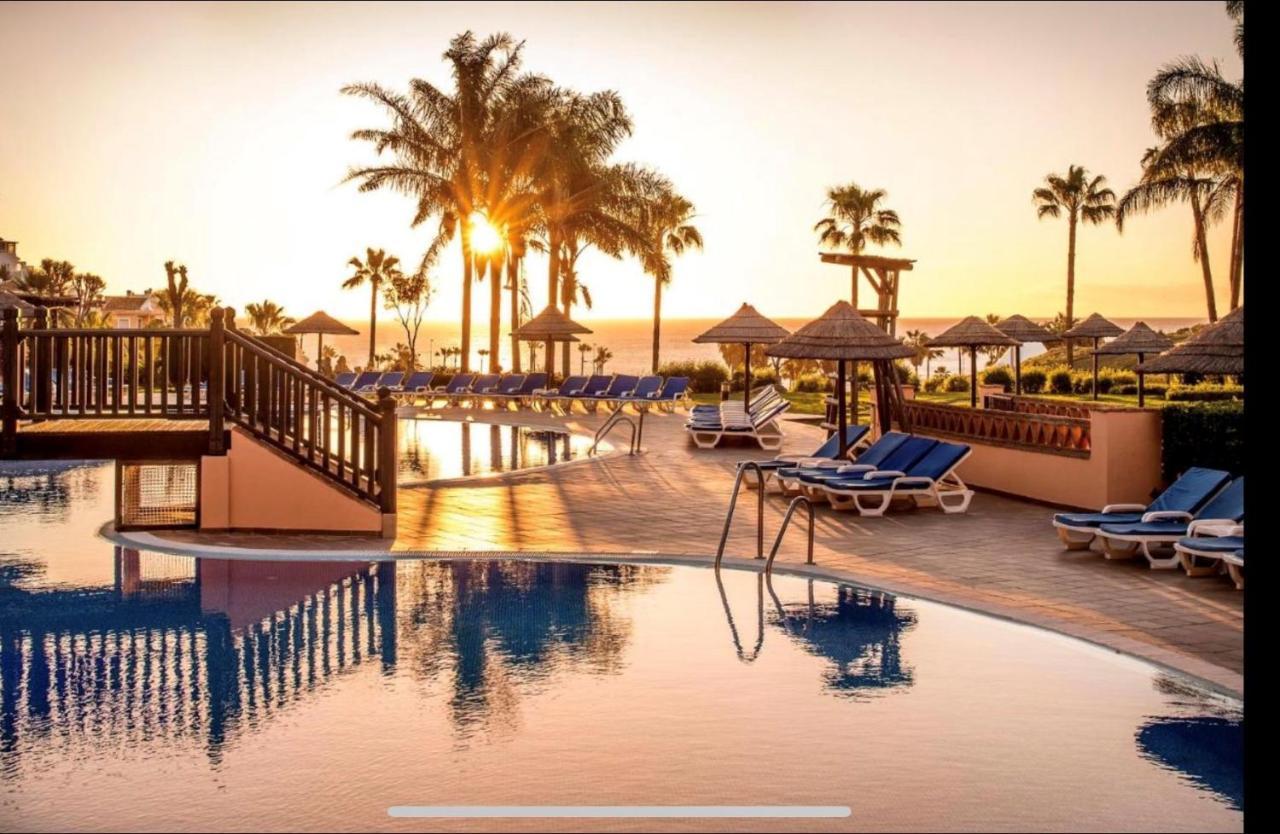 Fantastico Apartamento Con Vistas Al Mar Zona Club La Costa Castillo Fuengirola Dış mekan fotoğraf